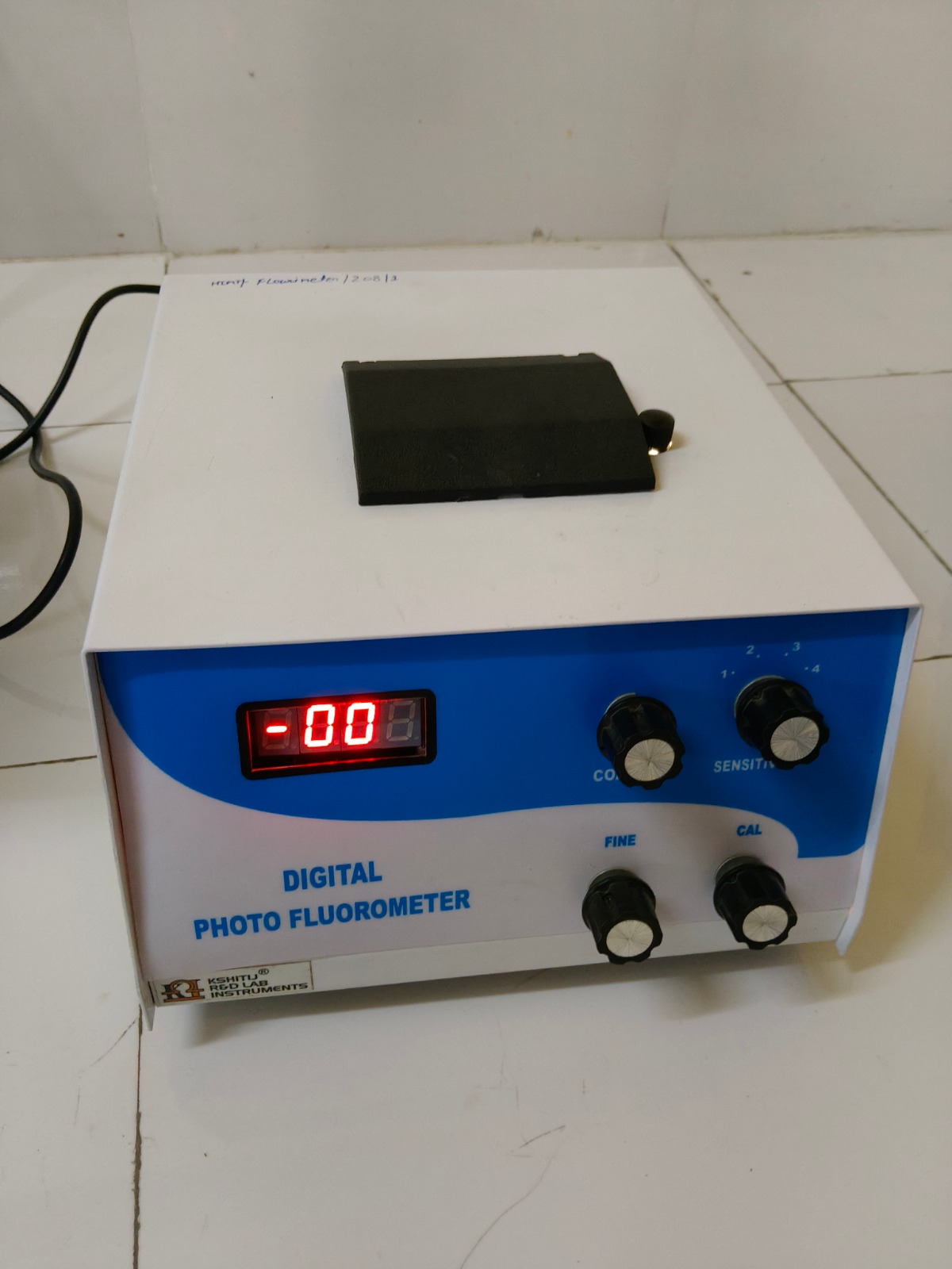 Photo Fluorometer